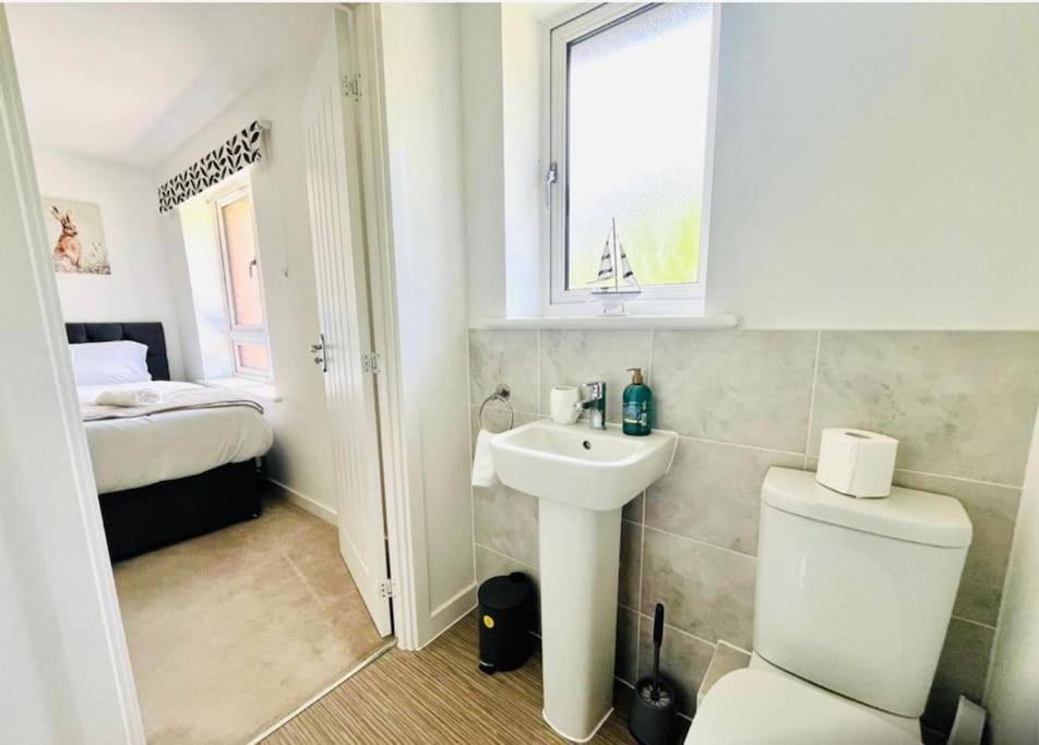 Ashford Retreat - Luxury Home With Double Parking Экстерьер фото