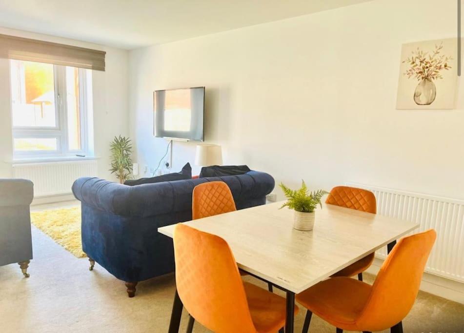 Ashford Retreat - Luxury Home With Double Parking Экстерьер фото